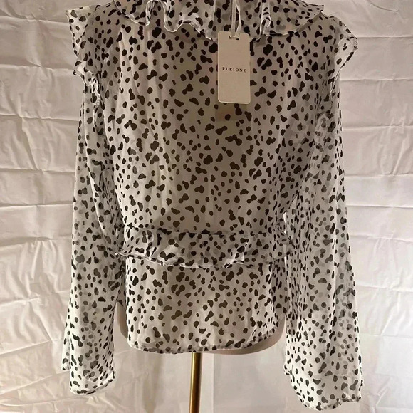 Pleione Black and White Blouse - Picture 3 of 7